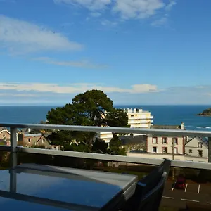 Kerwelmor, Avec Vue Sur La Apartment